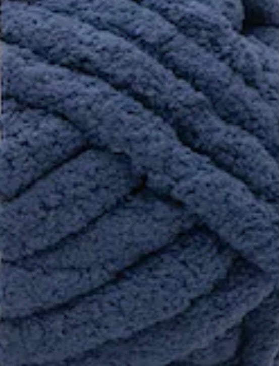 
                  
                    Load image into Gallery viewer, Chunky Knit Blanket
                  
                